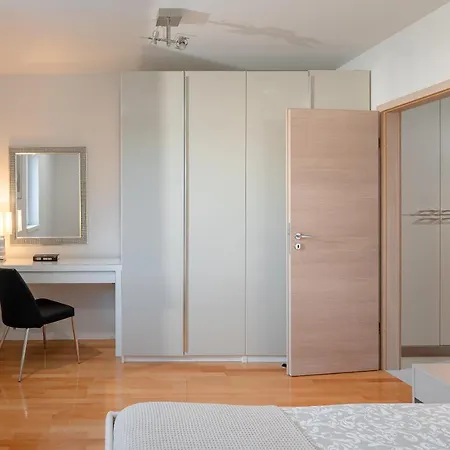 Aurora - Elegance & Luxury Appartement Split