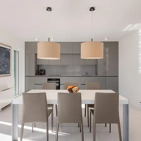 Aurora - Elegance & Luxury Appartement *
