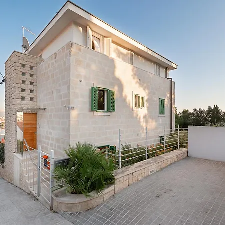 Aurora - Elegance&luxury Split